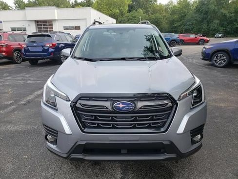 Certified 2023 Subaru Forester Limited AWD/4WD image 9