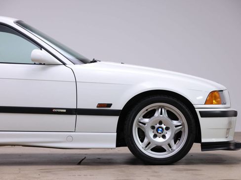 Used 1995 BMW M3 Coupe image 28