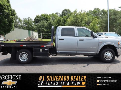 Used 2022 RAM 3500 Tradesman w/ Chrome Appearance Group AWD/4WD image 1