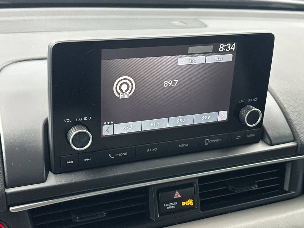Used 2023 Honda Pilot LX image 18