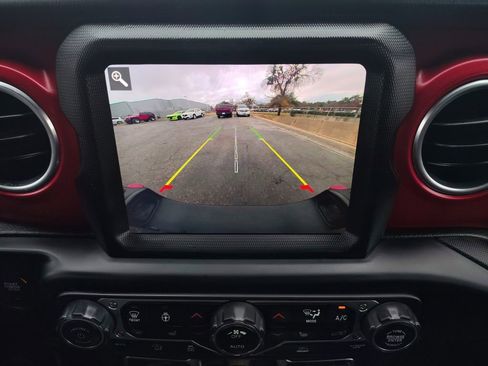 Used 2023 Jeep Gladiator Rubicon w/ LED Lighting Group image 6