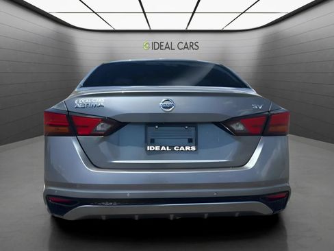Used 2022 Nissan Altima 2.5 SV FWD image 6
