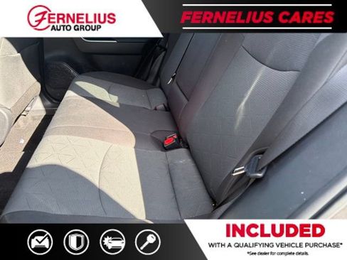 Used 2025 Toyota RAV4 XLE AWD/4WD image 8