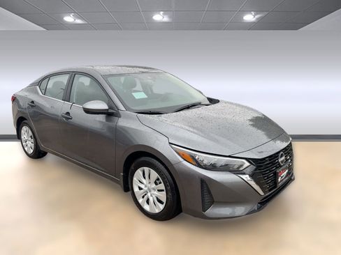 New 2025 Nissan Sentra S image 7