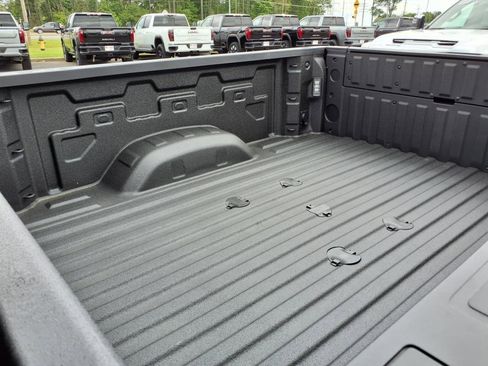 New 2025 GMC Sierra 2500 AT4 w/ AT4 Premium Plus Package image 18