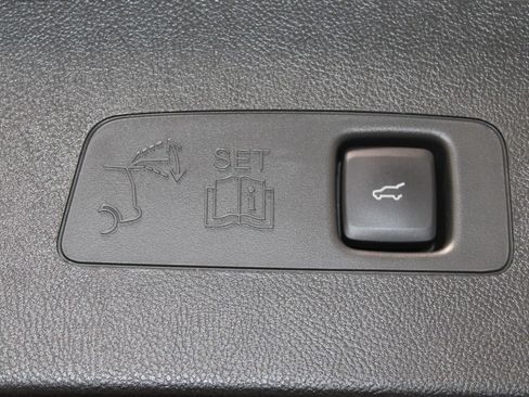 Used 2022 Lincoln Corsair AWD w/ Equipment Group 101A image 16
