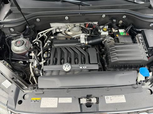 Used 2019 Volkswagen Atlas SE w/ Panoramic Sunroof Package FWD image 23