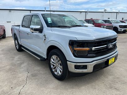New 2025 Ford F150 XLT w/ Equipment Group 302A MID