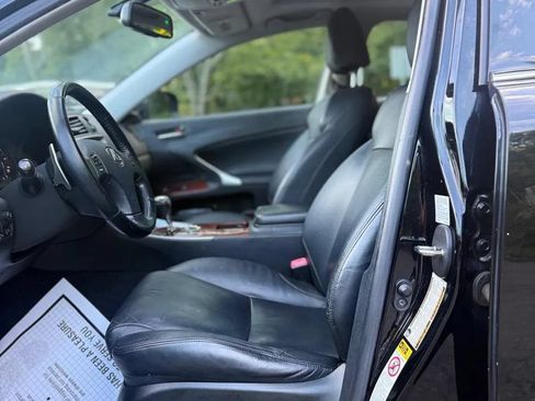 Used 2008 Lexus IS 250 AWD w/ Premium Pkg image 10