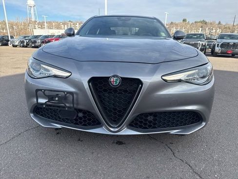 Used 2019 Alfa Romeo Giulia Ti w/ Quick Order Package 22X Lusso image 9