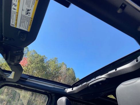 New 2025 Jeep Wrangler Rubicon w/ Steel Bumper Group image 20