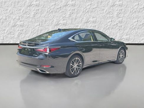 Used 2025 Lexus ES 350 w/ Premium Package FWD image 3