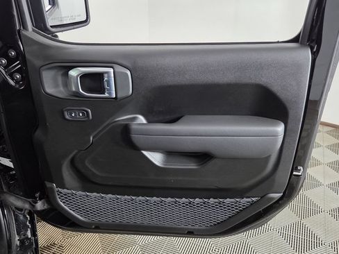 New 2026 Jeep Wrangler Sport AWD/4WD image 25