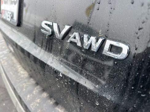 Used 2023 Nissan Rogue SV image 11