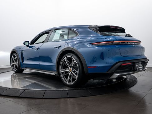 Certified 2024 Porsche Taycan 4 Cross Turismo image 3