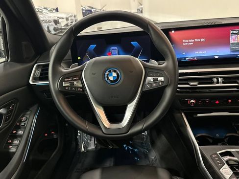 Used 2024 BMW 330e w/ Convenience Package RWD image 16
