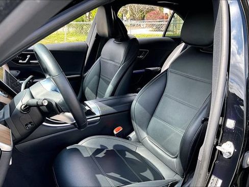 Used 2022 Mercedes-Benz C 300 Sedan image 18