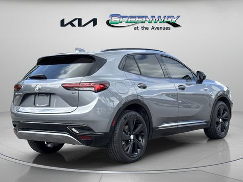 Used 2021 Buick Envision Essence w/ Sport Touring Package FWD image 7