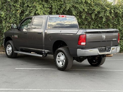 Used 2018 RAM 2500 Tradesman w/ Chrome Appearance Group AWD/4WD image 5