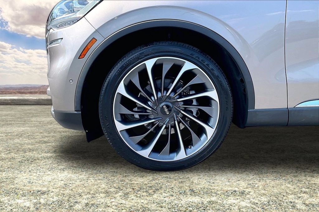 Used 2020 Lincoln Aviator Reserve w/ Equipment Group 202A AWD/4WD image 34