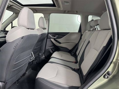 Used 2020 Subaru Forester Premium image 33
