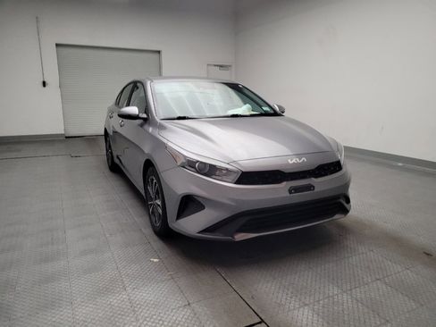 Used 2024 Kia Forte LXS w/ LXS Technology Package image 14