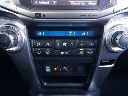 Used 2018 Toyota 4Runner Limited image 11