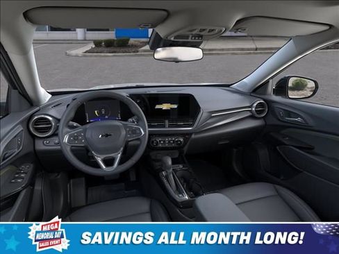 New 2026 Chevrolet Trax ACTIV w/ Sunroof Package FWD image 15