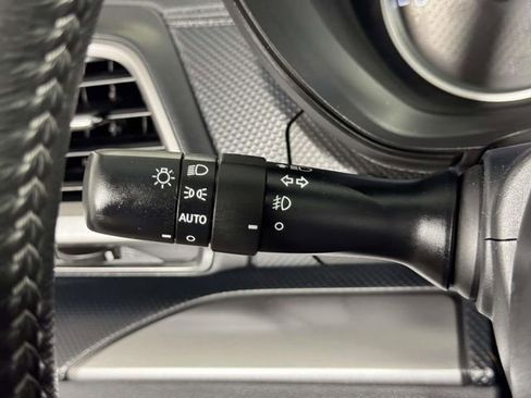 Used 2023 Subaru Forester Premium AWD/4WD image 21