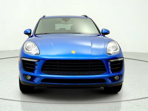 Used 2017 Porsche Macan AWD/4WD image 2