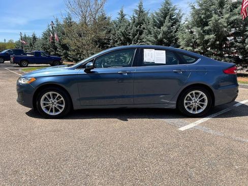 Used 2019 Ford Fusion SE FWD image 20
