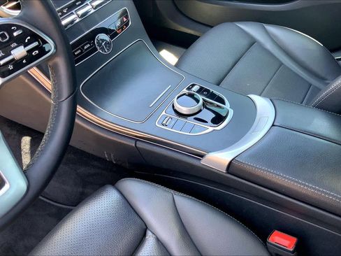 Used 2019 Mercedes-Benz C 300 4MATIC Sedan image 17