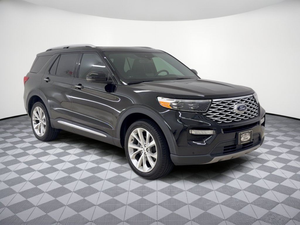 Used 2022 Ford Explorer Platinum w/ Equipment Group 601A AWD/4WD image 7