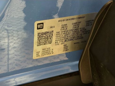 Used 2024 Chevrolet Trax RS w/ Sunroof Package FWD image 31