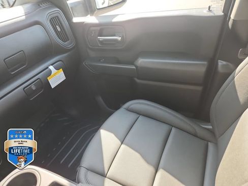 New 2026 GMC Sierra 2500 Pro w/ Convenience Package RWD image 13