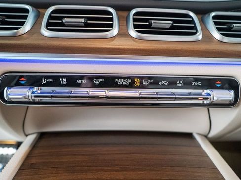 New 2026 Mercedes-Benz GLS 450 4MATIC image 26