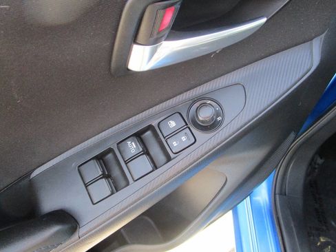 Used 2017 Toyota Yaris iA image 7