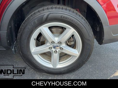Used 2019 Ford Explorer XLT w/ Equipment Group 202A FWD image 35