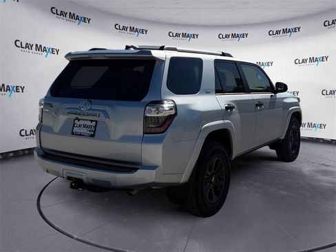 Used 2024 Toyota 4Runner SR5 image 5