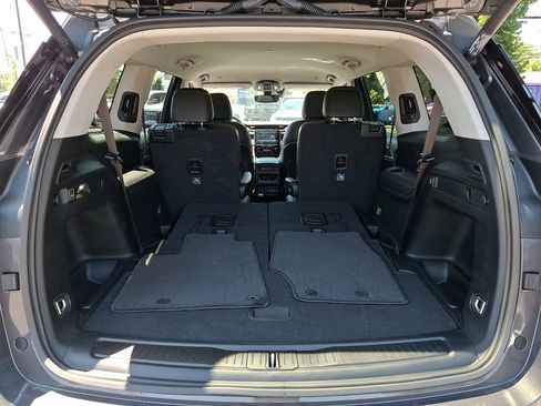 Used 2023 Jeep Grand Cherokee L Limited w/ MOPAR Finishing Package AWD/4WD image 18