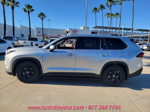 Used 2024 Toyota Grand Highlander Platinum image 7