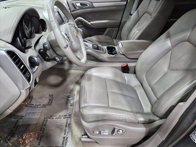 Used 2011 Porsche Cayenne S AWD/4WD image 16