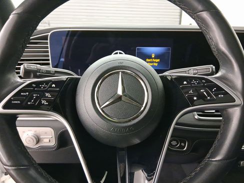 Used 2024 Mercedes-Benz GLE 350 4MATIC image 15