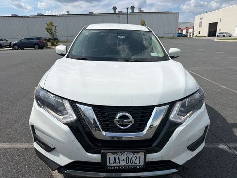 Used 2017 Nissan Rogue S AWD/4WD image 8