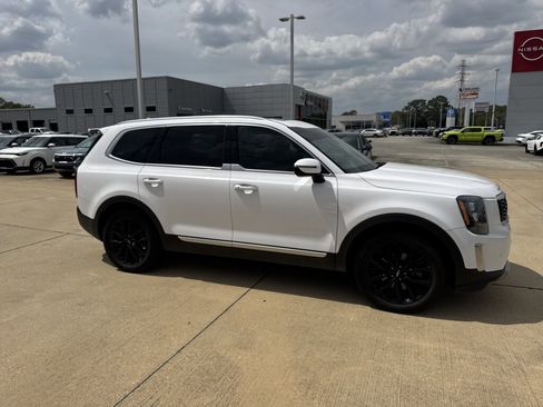 Certified 2022 Kia Telluride SX image 6