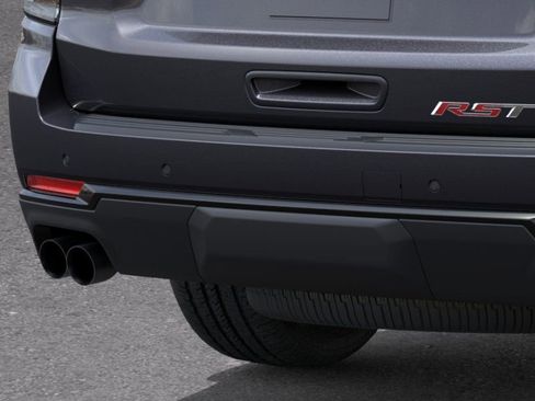 New 2026 Chevrolet Suburban RST RWD image 14