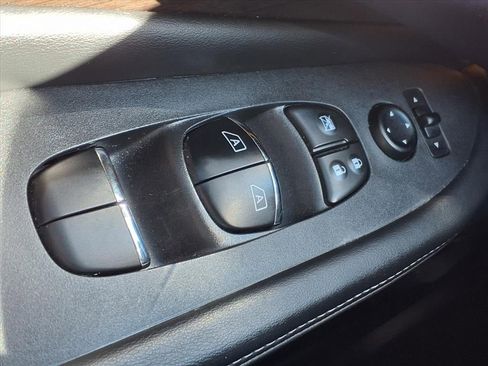 Used 2019 Nissan Murano Platinum image 24