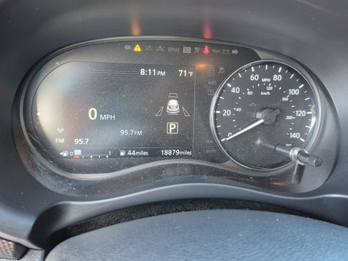 Certified 2022 Nissan Kicks SV FWD image 31