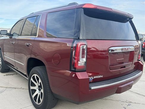Used 2018 GMC Yukon Denali w/ Denali Ultimate Package image 12