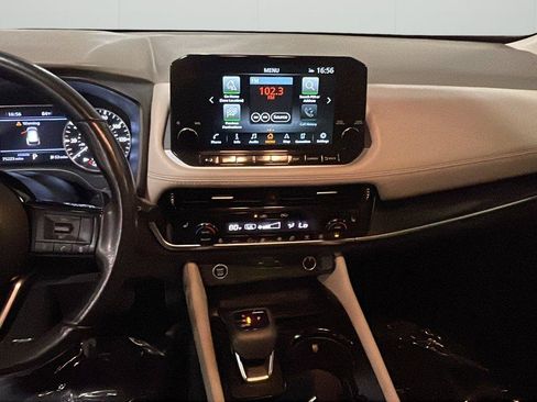 Used 2021 Nissan Rogue SL w/ Premium Package FWD image 17